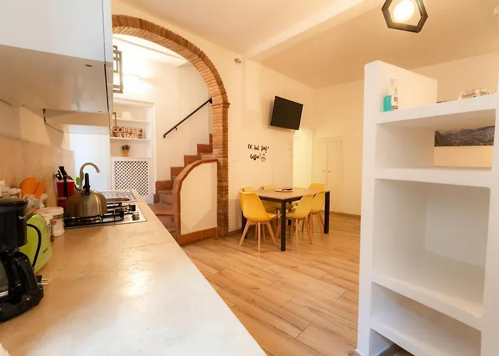 Apartamento Trastevere Four Seasons Trilussa 2 *